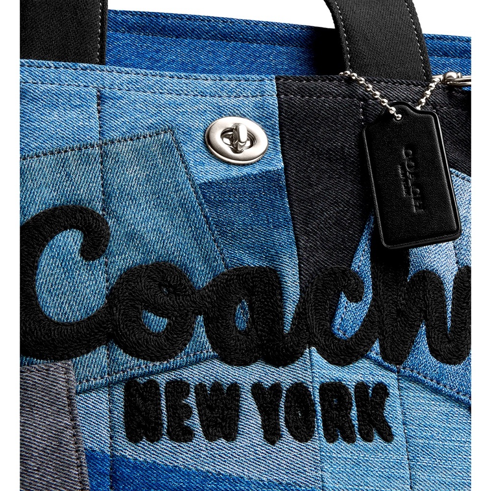 ✨NWT✨COACH DENIM MED/LARGE PATCHWORK CARGO TOTE🔥G😍RGEOUS‼️SOLD OUT ONLINE🤌🏽 - Picture 2 of 6